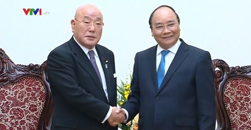 Нгуен Суан Фук принял советника премьер-министра Японии Исао Иджиму - ảnh 1